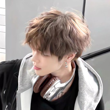 免運🔮羊毛卷假髮男生個性潮流短捲髮棕色顯白小卷毛錫紙燙男士式全頭套男士假髮 增髮量 整頂假髮 透氣全頭套 短髮韓版帥氣