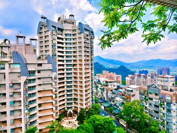 超稀有江坡華城高樓絕美景觀樓中樓四房三衛坡平車｜新北市新店區新坡一街