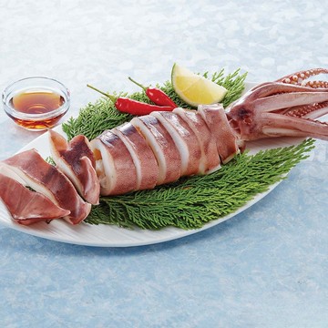 【海鮮主義】特大熟凍魷魚冰卷22隻 (200g/隻)｜高溫汆燙冰鎮鎖鮮｜Q彈脆甜．解凍切片即享五星冷盤