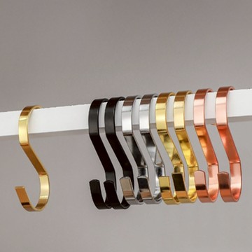 金屬S型掛勾 台灣現貨 金屬掛勾 S鉤 免釘掛勾 衣服包包掛勾 廚房浴室掛勾