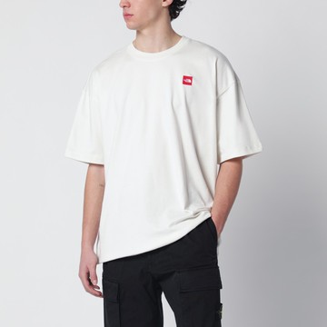 Ivory T-shirt with logo patch