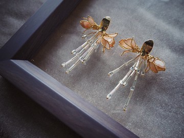 桃柳爭妍 垂墜式樹脂耳環