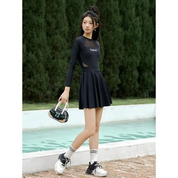 新款連體潮流女游泳衣長袖緊身性感少女風跨境外貿時尚運動款