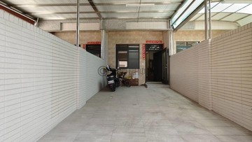 大坪頂國小旁-大地坪車墅-屋況超棒｜高雄市小港區高坪二十八街