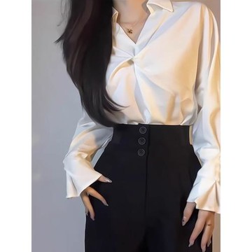 法式醋酸緞面襯衫女春秋設計感小眾白色襯衣職業小個子v領上衣