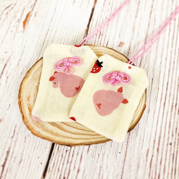 草莓豬屁屁 御守 平安符袋 香包 婚禮小物