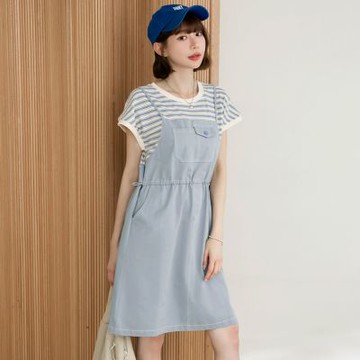 OB嚴選-假兩件條紋抽繩收腰吊帶短洋裝《DA10538-》