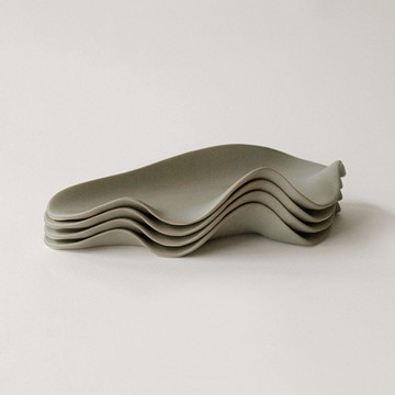 韓國 NR CERAMICS HIN 葉形餐盤 卡其綠