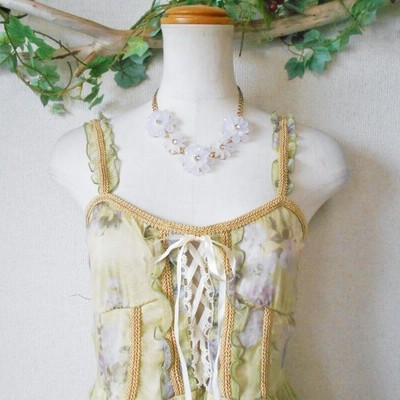 【新品未使用】Femmes ファムズ　花柄チュニック　タグ付き 新品未使用】Femmes ファムズ 花柄チュニック タグ付き