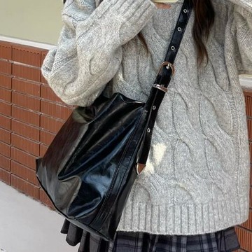 2025新款黑色軟皮大容量通勤休閑托特包女包韓版時尚單肩斜挎大包