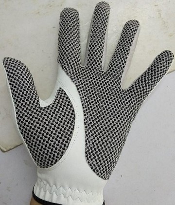 高爾夫手套，采用進口印尼優質羊皮加防滑點，耐磨，吸汗貼手防滑