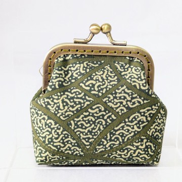 和服製成的口金包