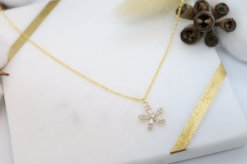 立方氧化鋯鑽石花魅925銀項鍊