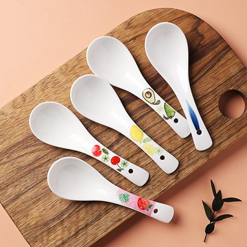 可愛陶瓷湯匙家用圓頭小勺子喝湯勺簡約日式吃飯勺釉下彩創意調羹
