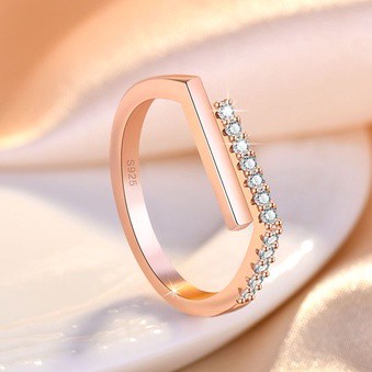 隔日到貨 簡約 林襄 Simple 莫桑鑽 線戒 戒指 不過敏 可調式戒圍 不退色A19