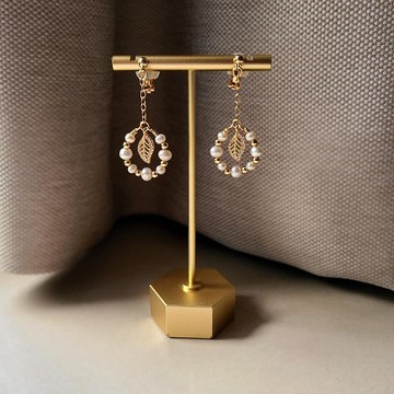 金穗碩果 - 葉子圈型珍珠耳環