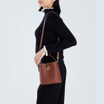 agnes b.Voyage 鏤空 b logo 皮革 兩用水桶包 棕色