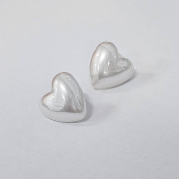 【腳上綁鞋帶襪】加購品_ 珍珠愛心鞋扣(白)