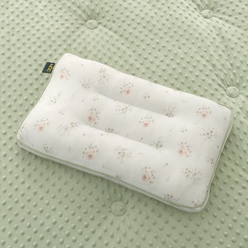 DON 韓系針織舒眠荳點兒童枕-花圈熊寶(28×48cm)