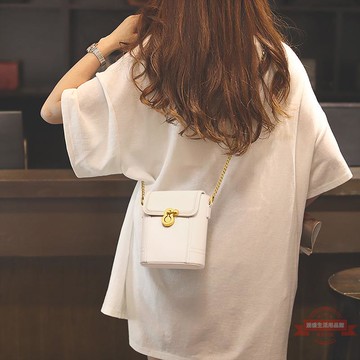 Viney包包新款設計包包女包斜挎包鏈條水桶百搭真皮迷你手機小包