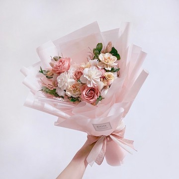\心型花束/ 永生花束-乾燥花束-求婚花束-週年紀念