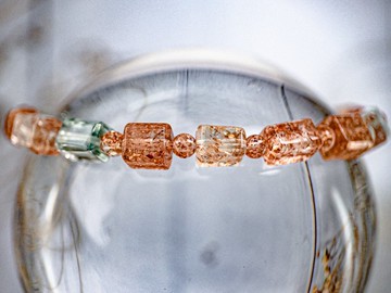 【無盡迴圈】天然透體阿魯沙.小方糖 金太陽石水晶手串手鍊