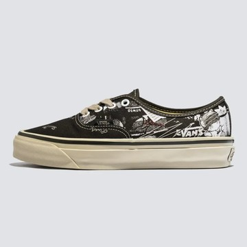 VANS DIMOO WORLD 黑色滑板鞋 10