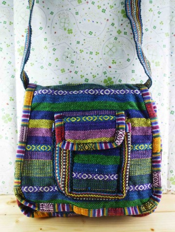 【震撼精品百貨】日本精品百貨~尼泊爾斜背袋-M