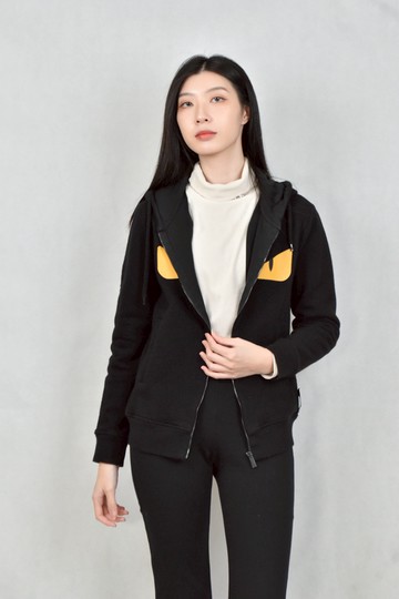 (S) fendi黑色連帽外套