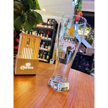 日本三寶樂超大精釀啤酒杯玻璃杯扎啤杯帶柄英雄精致造型加厚酒具