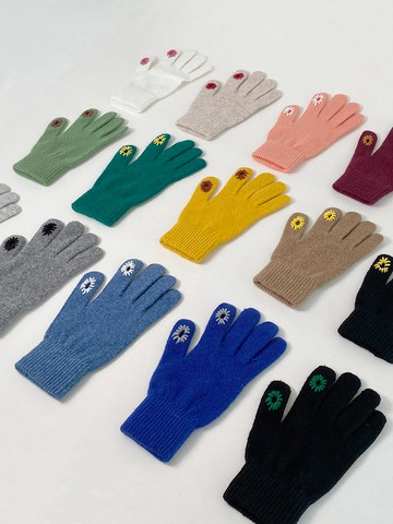 Two Hole Touch Finger Gloves