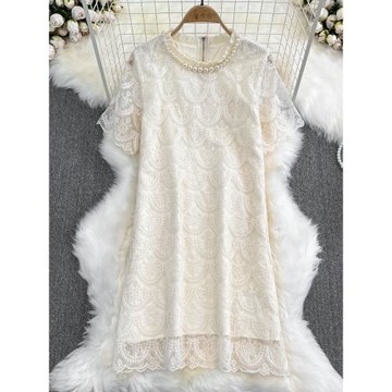 2025夏季韓版時尚名媛氣質短袖釘珠圓領小個子鏤空蕾絲直筒連衣裙