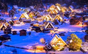 絵画風 壁紙ポスター 白川郷の夜景 冬景色 合掌造りの農家 岐阜 世界遺産 キャラクロ Skg 002w1 ワイド版 921mm 576mm 通販 Lineポイント最大1 0 Get Lineショッピング