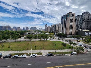 【專約承辦】美術館景觀首排|室內大坪數|美景公寓｜高雄市鼓山區翠華路