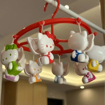 ✨臺灣出貨✨HelloKitty晾衣架襪子內衣加厚衣架公主風卡通圓形多功能八爪款