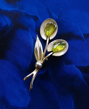 Vintage Jewelry 西洋古董飾品 雙朵綠蕊 花卉 別針