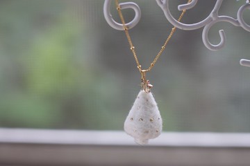 金色聖誕樹項鍊 聖誕節送禮 交換禮物 最佳選擇 目前有現貨 可直接下標