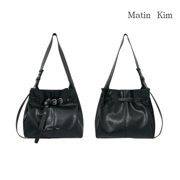 【MATIN KIM】腰帶造型中型水桶包 黑色 官方直營
