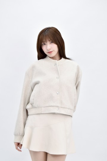 (XL) zara 杏色棒球長袖外套