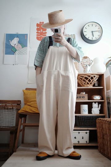 米白斜紋厚磅吊帶褲