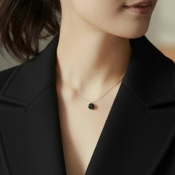 Timeless  白瓷精釉鎖骨鍊  Noir Dot  派對 情人節 禮物 包裝