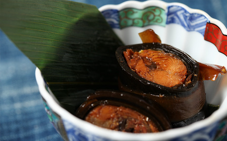 鮎の甘露煮昆布巻入（小）5尾（甘露煮、昆布巻き、子持ち鮎の甘露煮など）