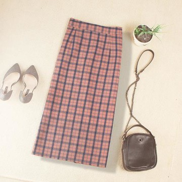 2025春裝新款小清新百搭開叉高腰包臀裙中長款很仙的格子半身裙女