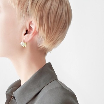 白三葉草與四葉草耳針Ichihana 系列，花痴耳夾，手工染色