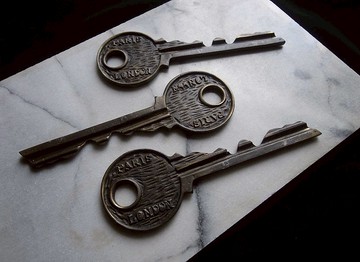 【老時光 OLD-TIME】早期厚重銅製大支鑰匙擺飾