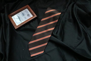 高端商務系列/咖啡色條紋百分百真絲領帶