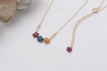 小花項鍊