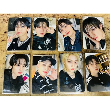 韓居🇰🇷🐥JYP skzoo🌟 STRAY KIDS 4TH ALBUM 《KARMA 專輯特典 特典 小卡 卡