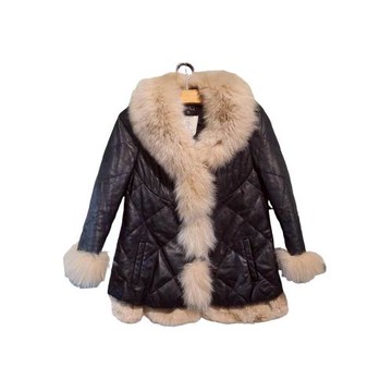 【二手精品 9.9成新】Chanel 香奈兒黑色菱格紋皮革毛領外套(剪水洗標) 編號S141