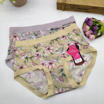 彩田花仙子21536內褲女中腰奶柔印花冰絲石墨烯襠無痕邊薄款平角